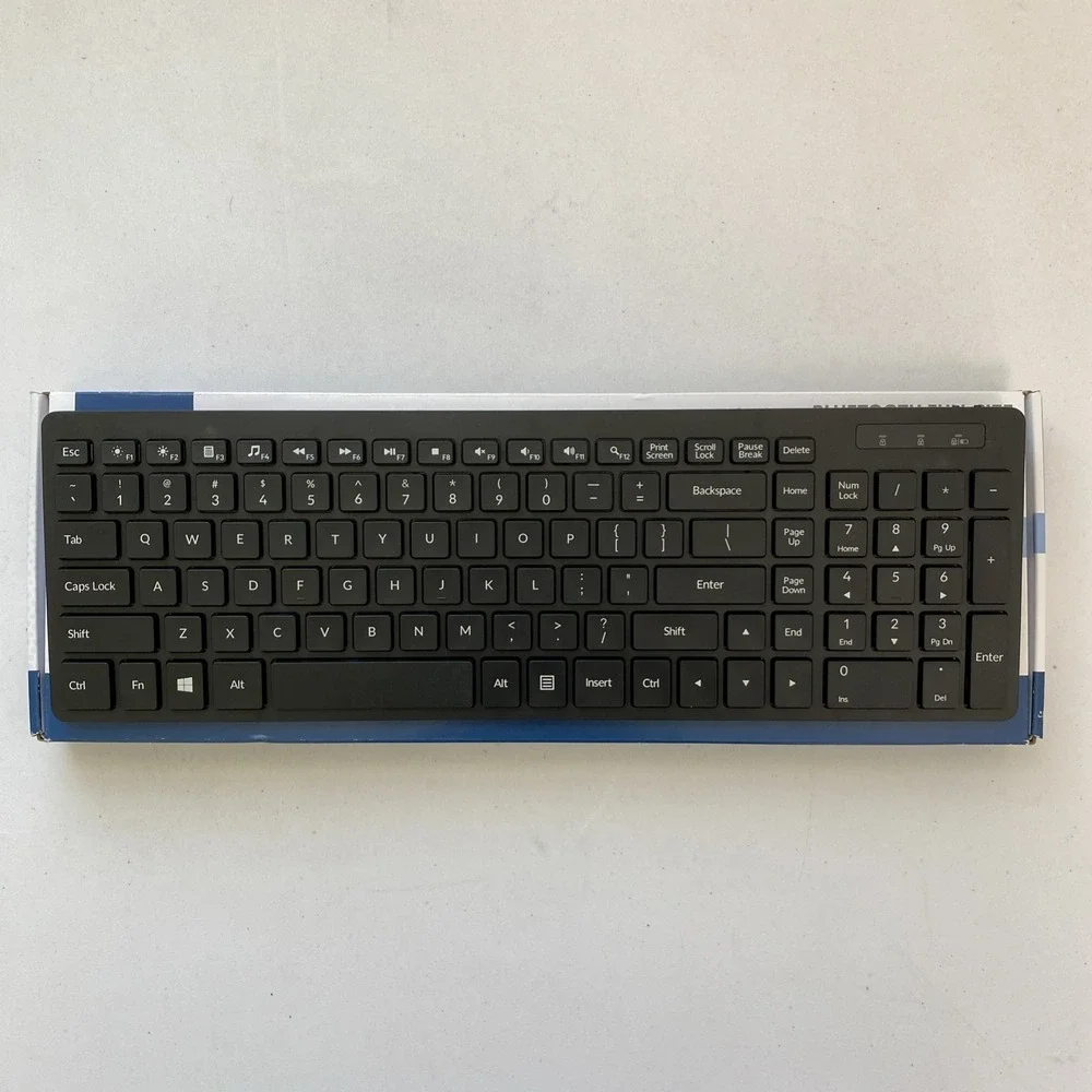 Insignia‎ - Full-size Bluetooth Scissor Switch Keyboard - NS-PK3KCB2- Black